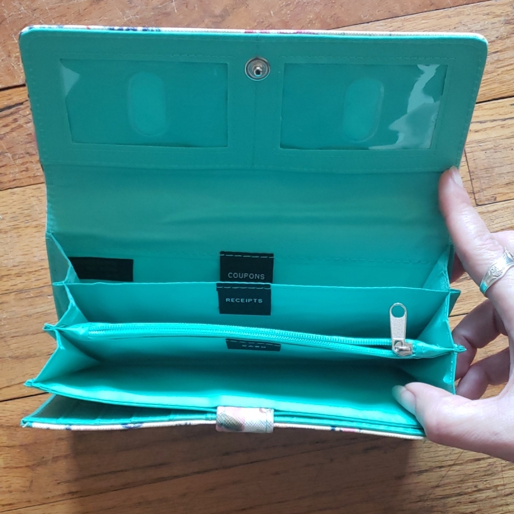 Wallet - Picture 3 of 6